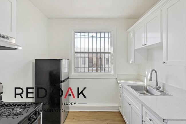 property at 245 N Kenmore Ave