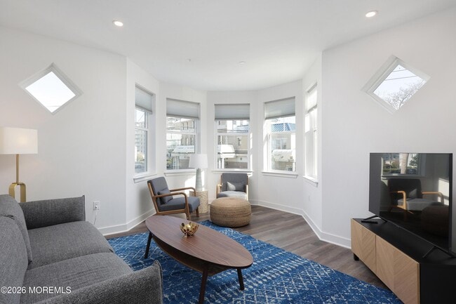 property at 6 West End Ct