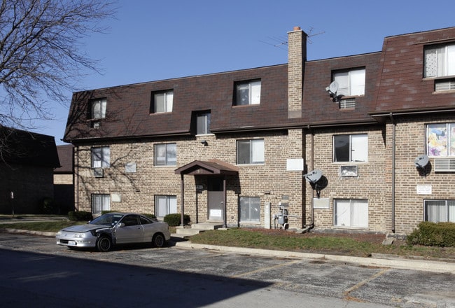 511 W Dempster St in Mount Prospect, IL - Building Photo - Building Photo