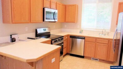 1146 Elm St NW in Salem, OR - Building Photo - Building Photo