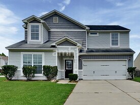 400 Stoney Field Dr in Moncks Corner, SC - Building Photo