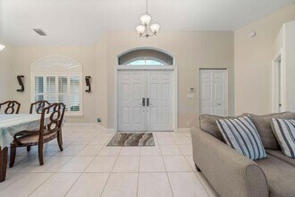 13520 Northumberland Cir in Wellington, FL - Building Photo - Building Photo