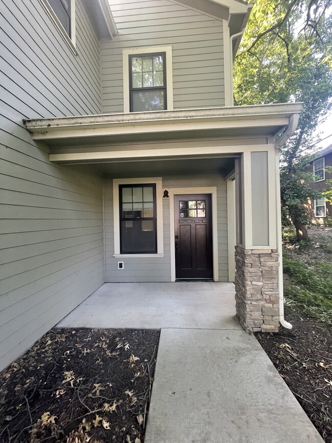 1609 W 4th St in Lawrence, KS - Building Photo - Building Photo