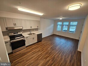 200 Hamilton Ave in Trenton, NJ - Building Photo - Building Photo