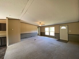 50 Restful Pl in Anniston, AL - Building Photo - Building Photo