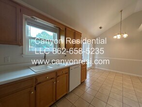 211 Brently Woods Dr in Chattanooga, TN - Building Photo - Building Photo