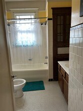2019 Lowerline St, Unit 2019 in New Orleans, LA - Foto de edificio - Building Photo