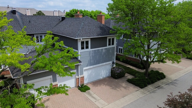property at 5 Mashie Ct