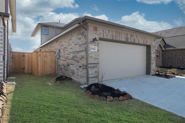 18422 Running Shadow Ct in Hockley, TX - Building Photo - Building Photo