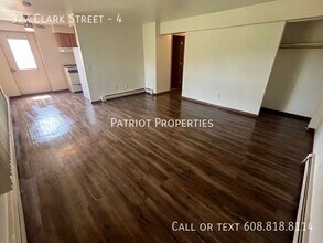 377 Clark St in Lodi, WI - Building Photo - Building Photo