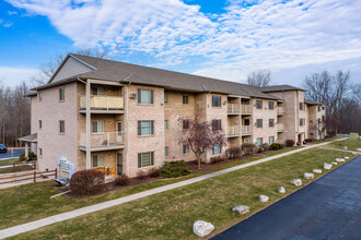 Regency Heights in Green Bay, WI - Building Photo - Building Photo