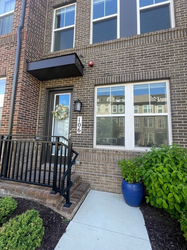 property at 106 Dickenson Dr