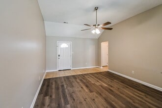 9043 William Paul Dr in Olive Branch, MS - Building Photo - Building Photo
