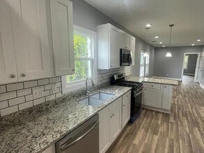 3021 138th Pl in Chicago, IL - Building Photo - Building Photo