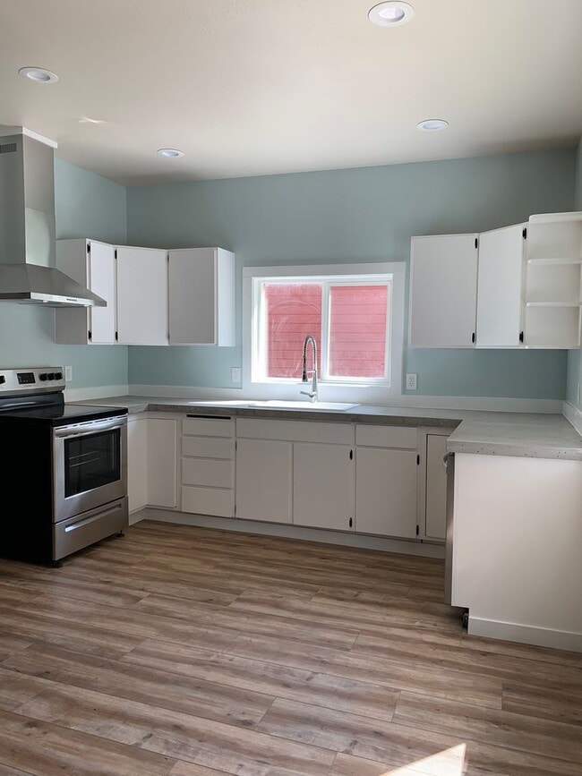 362 2nd St in Mullan, ID - Building Photo - Building Photo