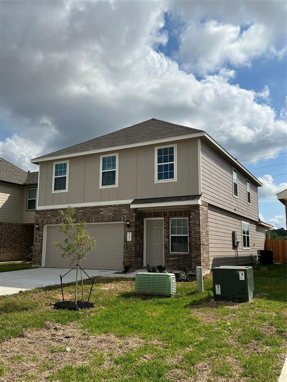 23662 Goodfellow Dr in Spring, TX - Foto de edificio - Building Photo