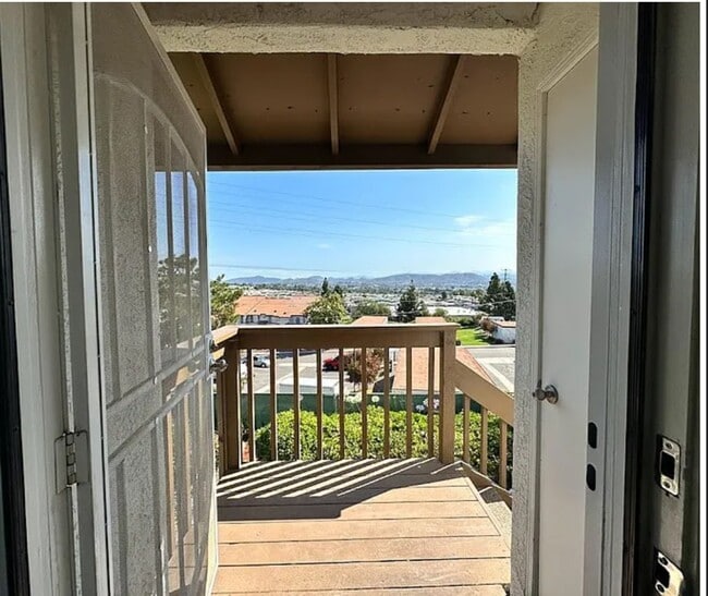 870 S Rancho Santa Fe Rd, Unit E