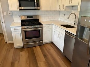 765 Herricks Ln in Riverhead, NY - Building Photo - Building Photo