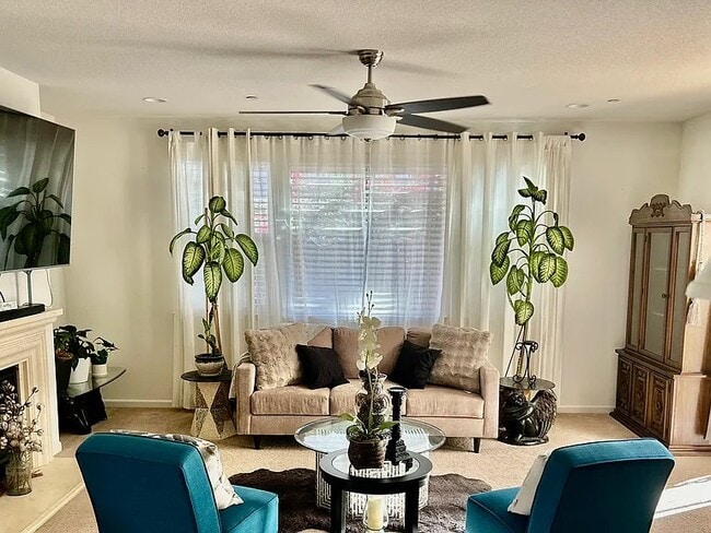 18076 Calaveras Dr in Lathrop, CA - Building Photo - Building Photo