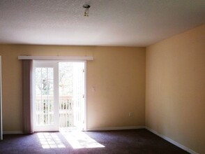 452 Orange Ave in Longwood, FL - Foto de edificio - Building Photo