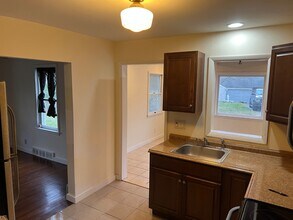 19 Bennett Rd in Poughkeepsie, NY - Foto de edificio - Building Photo