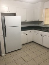 2930 Carriage Ln in College Park, GA - Building Photo - Building Photo