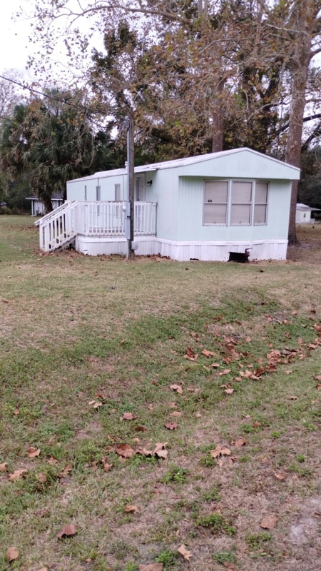 property at 113 SW Judy Glen