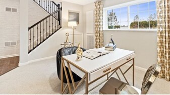 2325 Southwind Blvd in South Elgin, IL - Building Photo