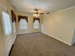 4752 Halls Mill Rd in Mobile, AL - Building Photo - Building Photo