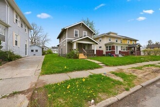 3415 Smith St in Fort Wayne, IN - Building Photo - Building Photo