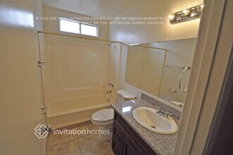 2320 W Beck Ln in Phoenix, AZ - Building Photo - Building Photo