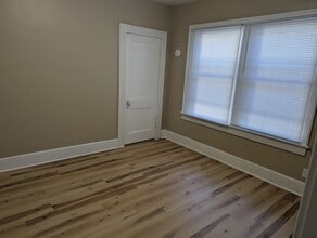 912 S 3rd St in Springfield, IL - Building Photo - Building Photo