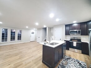 130 Merlin Pl in Florence, KY - Building Photo - Building Photo