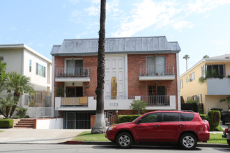 1123 Lincoln Blvd in Santa Monica, CA - Building Photo - Building Photo