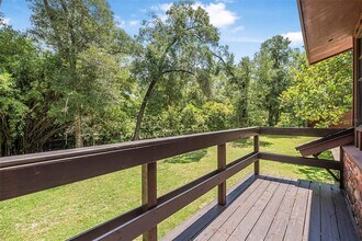 1517 Manor Way, Unit 2 in DeLand, FL - Foto de edificio - Building Photo