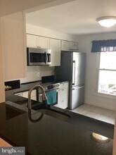 35 Waterview Ct in Evesham, NJ - Building Photo - Building Photo