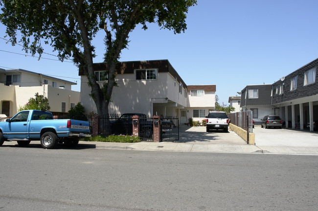 225 4th Ave in Redwood City, CA - Building Photo - Building Photo