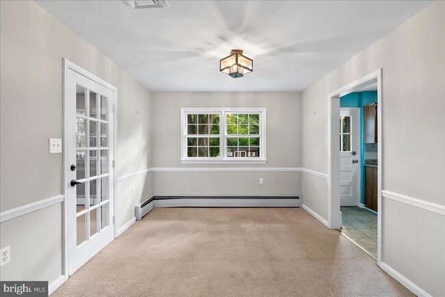 919 Ednor Rd in Silver Spring, MD - Building Photo - Building Photo