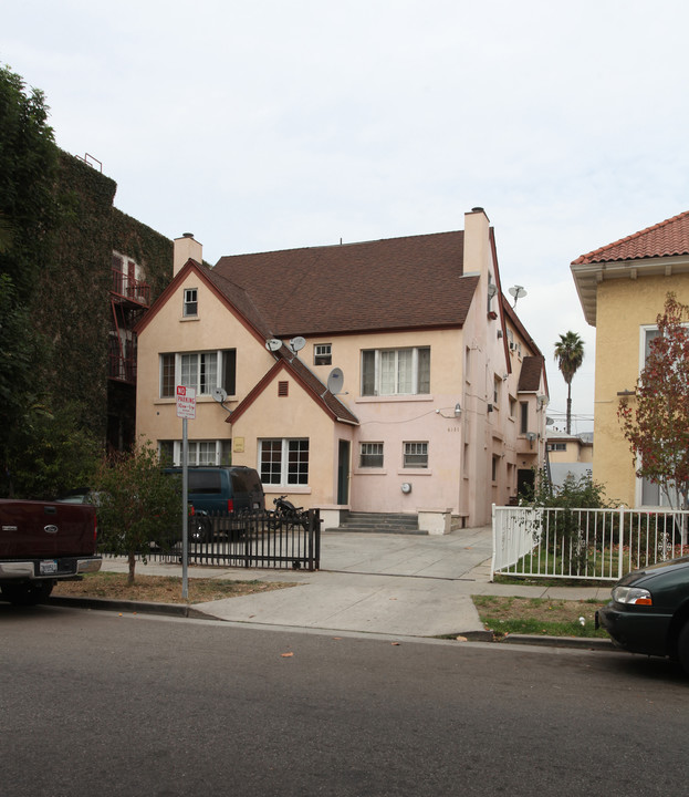 6131 Afton Pl in Los Angeles, CA - Foto de edificio