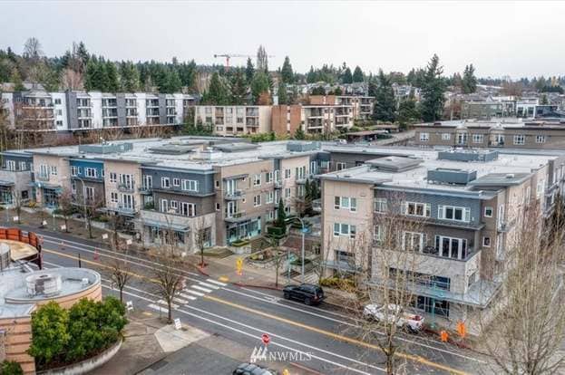 375 Kirkland Ave in Kirkland, WA - Foto de edificio - Building Photo