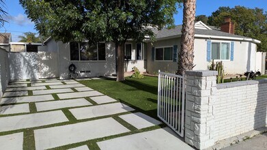 6660 Aura Ave in Los Angeles, CA - Building Photo - Building Photo