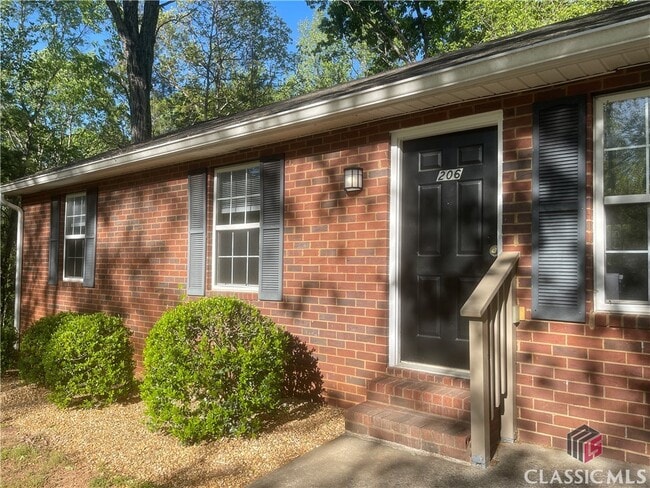 property at 206 Lavender Lakes Dr