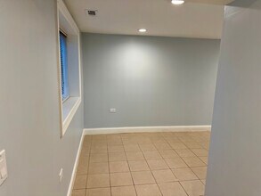4240 N Bernard St in Chicago, IL - Building Photo - Building Photo