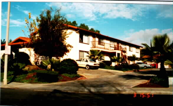 1263-1267 N Citrus Ave in Vista, CA - Building Photo - Building Photo