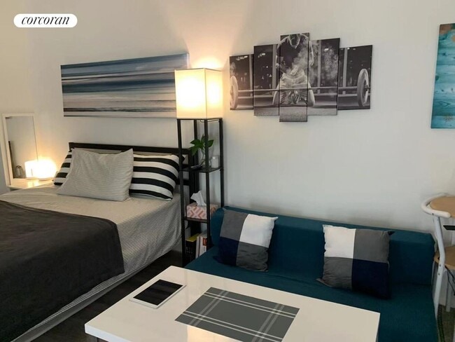 property at 350 W 50th St