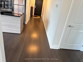 8130 Birchmount Rd in Markham, ON - Building Photo - Building Photo