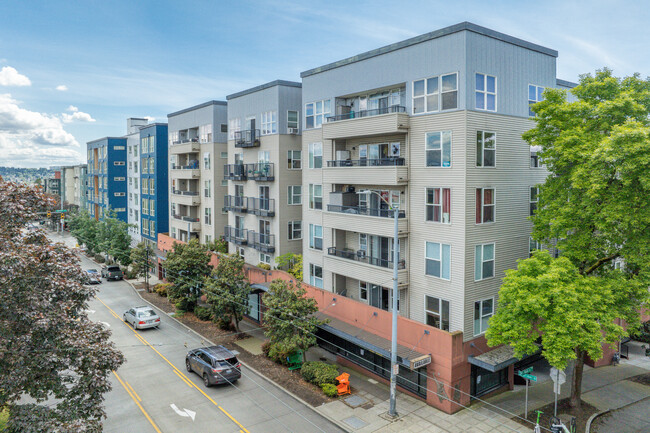 Main Street Condominium in Seattle, WA - Building Photo - Building Photo