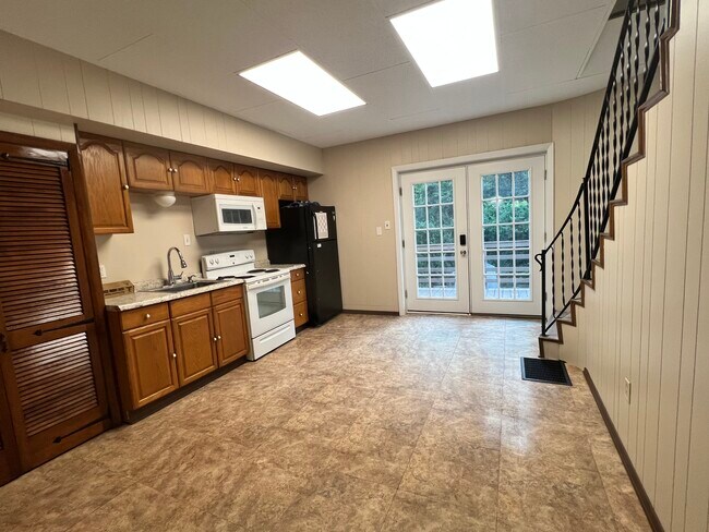 property at 51 Little Deer Creek Rd