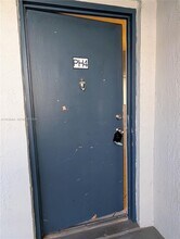 8255 SW 152nd Ave in Miami, FL - Building Photo - Building Photo