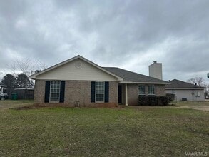 317 Foxdale Rd in Millbrook, AL - Building Photo - Building Photo